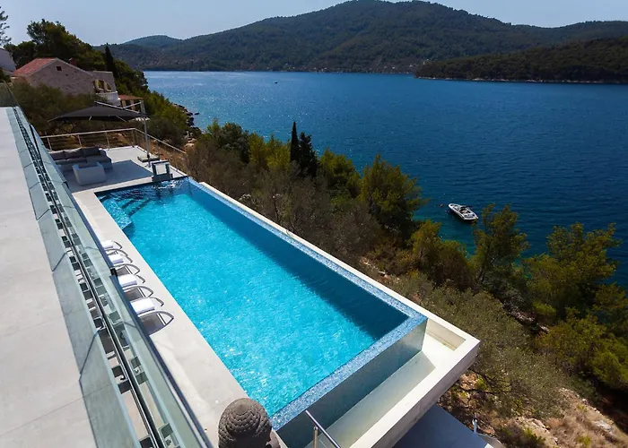 Style And Sea Vela Luka