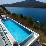 Style And Sea Vela Luka